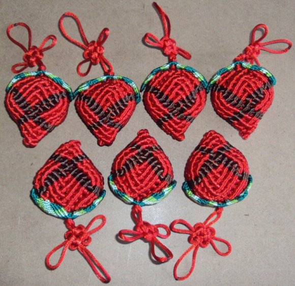 Adornos de navidad - Fresitas en macramé