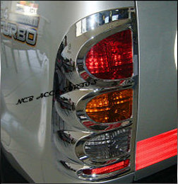 MASCARA DE FARO TRASERO TOYOTA HILUX